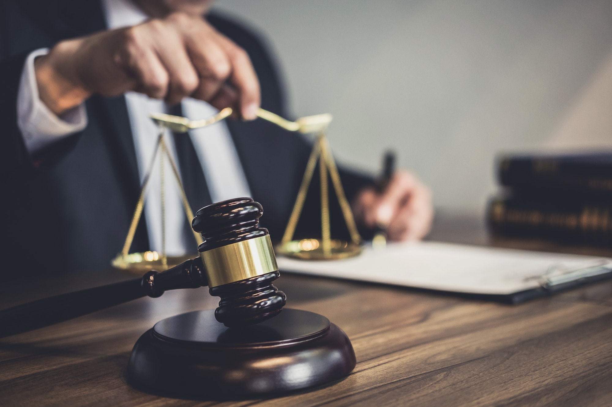judge-gavel-with-justice-lawyers.jpg